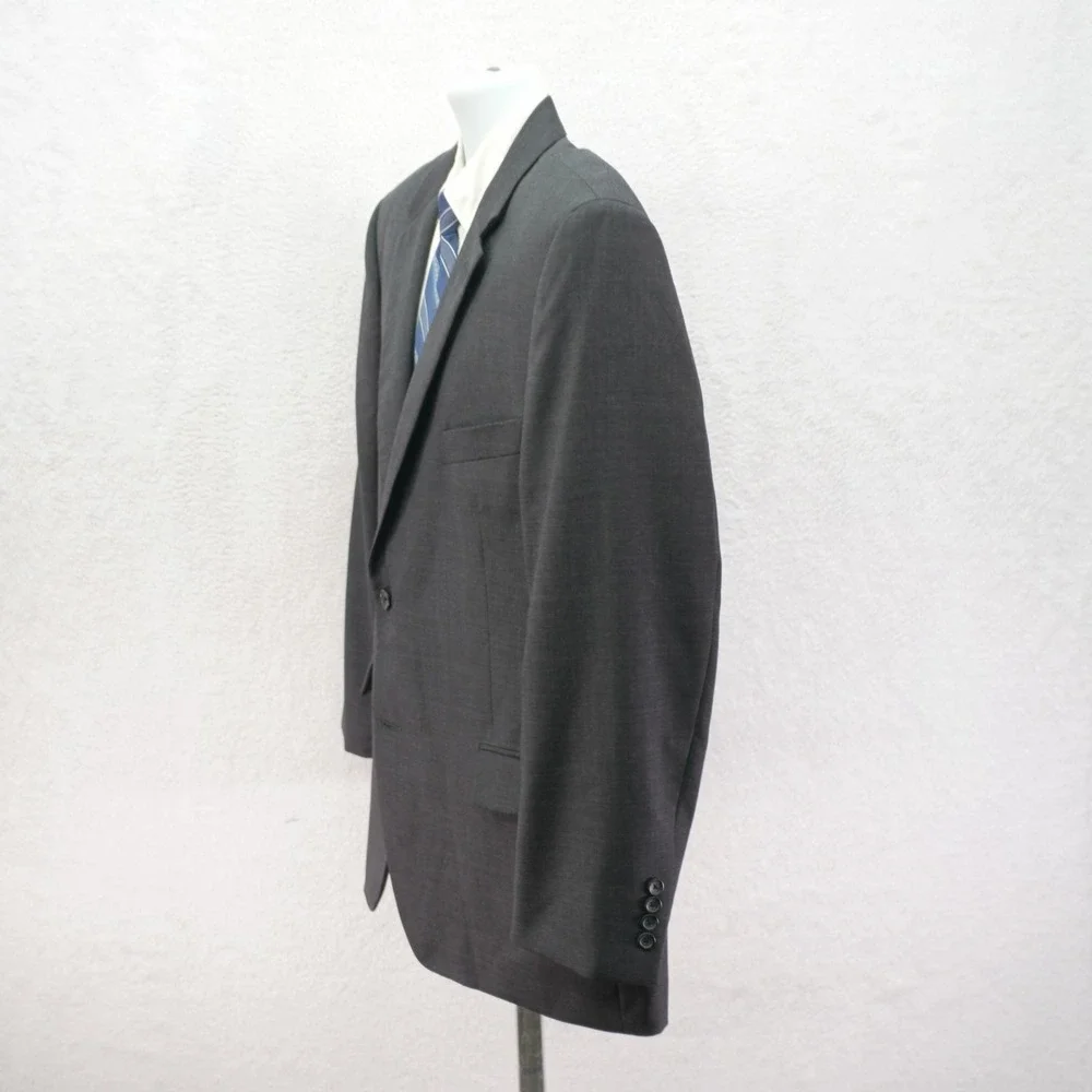Joseph & Feiss Wool Blend Gray Plaid W/ Red Windowpane Suit Jacket 42R Tag 46R‎